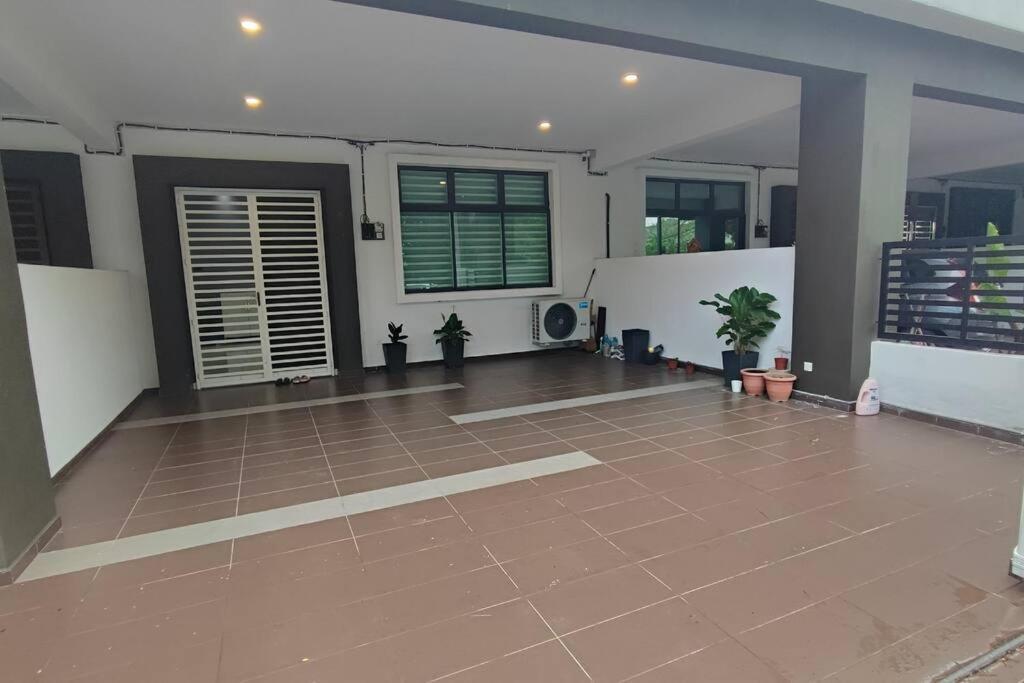 Rumah percutian Minimalist Heaven Near Tmn Intan